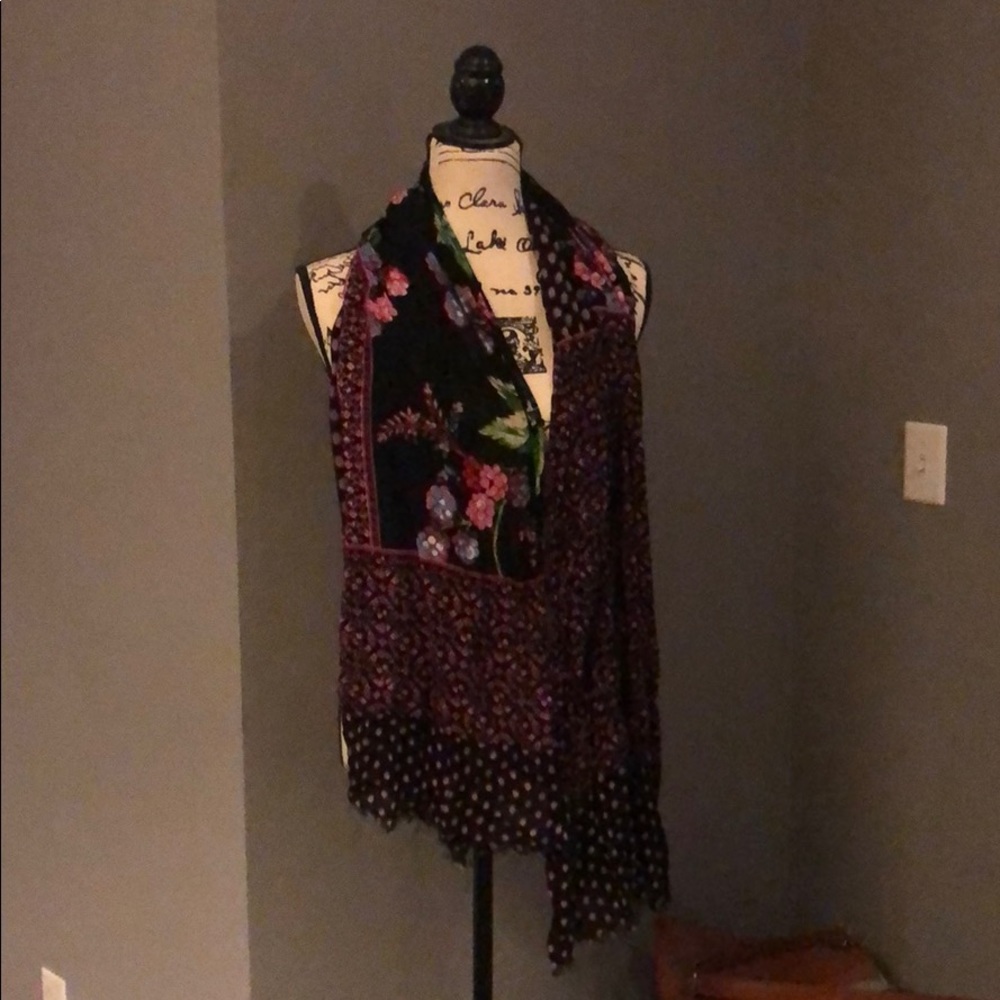 Vera bradley scarf